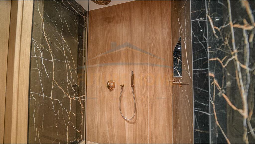 Qera , Vilë , Luminor Rezidence , TEG