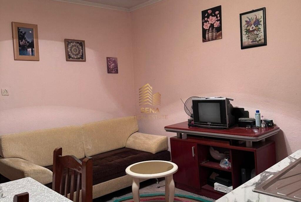 Qira, Apartament 1+1+Blk,Myslym Shyri,40,000 Leke /Muaj