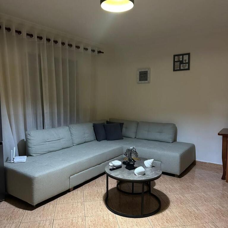 APPARTAMENTO IN AFFITTO 1+1 YZBERISHT 35.000 LEKE