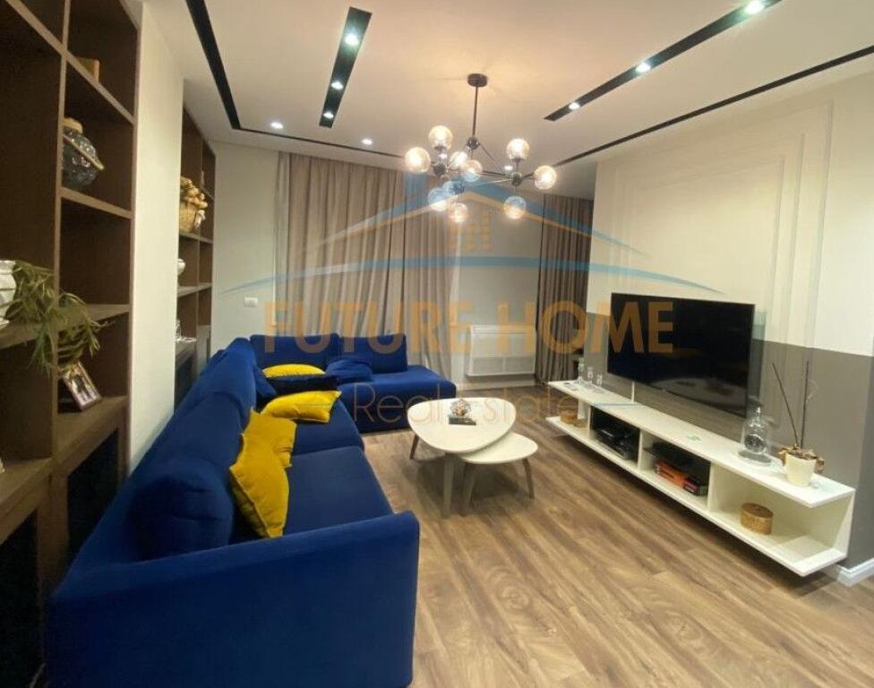 Affitto, Appartamento 3+1+2 +Posto Auto, Centro