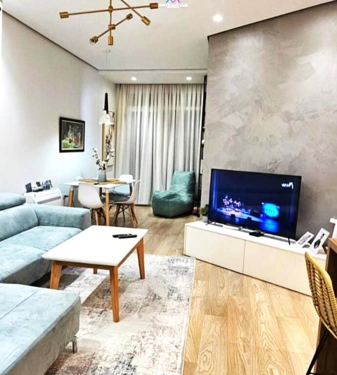 Appartamento In Affitto 1+1 Vicino Al Giardino Botanico (ID B2101422) Tirana