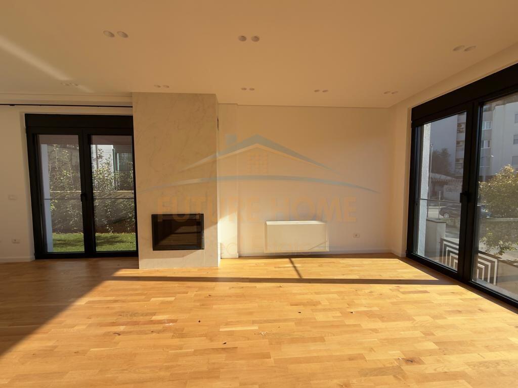 JEPET ME QERA VILE PRANE TEG