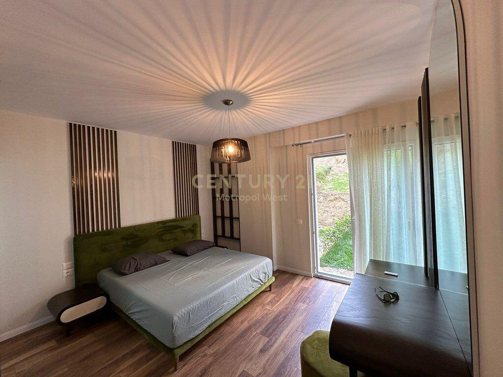 Apartament 2+1+2 me qira tek Kompleksi Fz, Liqeni i Thate