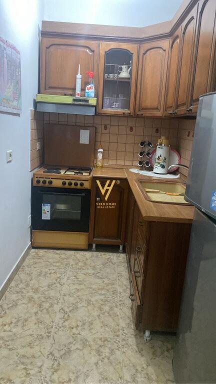 JEPET APARTAMENT 1+1+BLK ME QERA TE KOMUNA PARISIT 55.000 LEKE