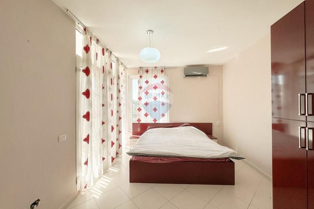 Duplex with two garages at Kodra e Diellit 1!