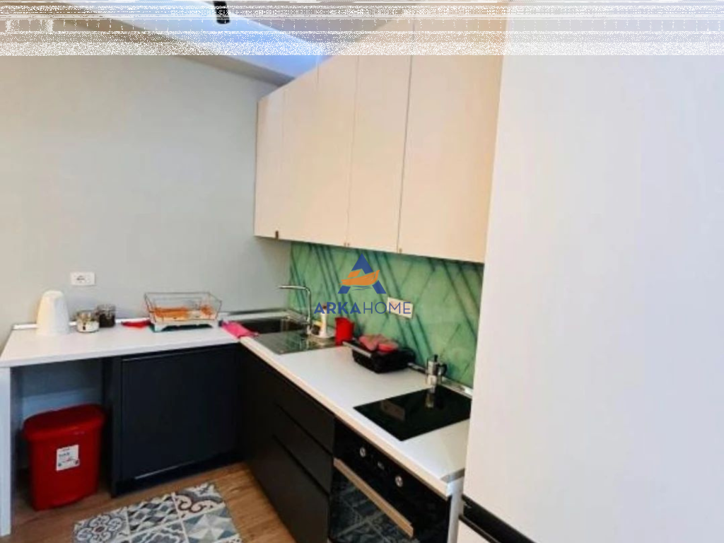 SHITET APARTAMENT 2+1+BALLKON "TE KOMPLEKSI MAGALEMI 21, ALI DEMI" 1.460.000 LEKË