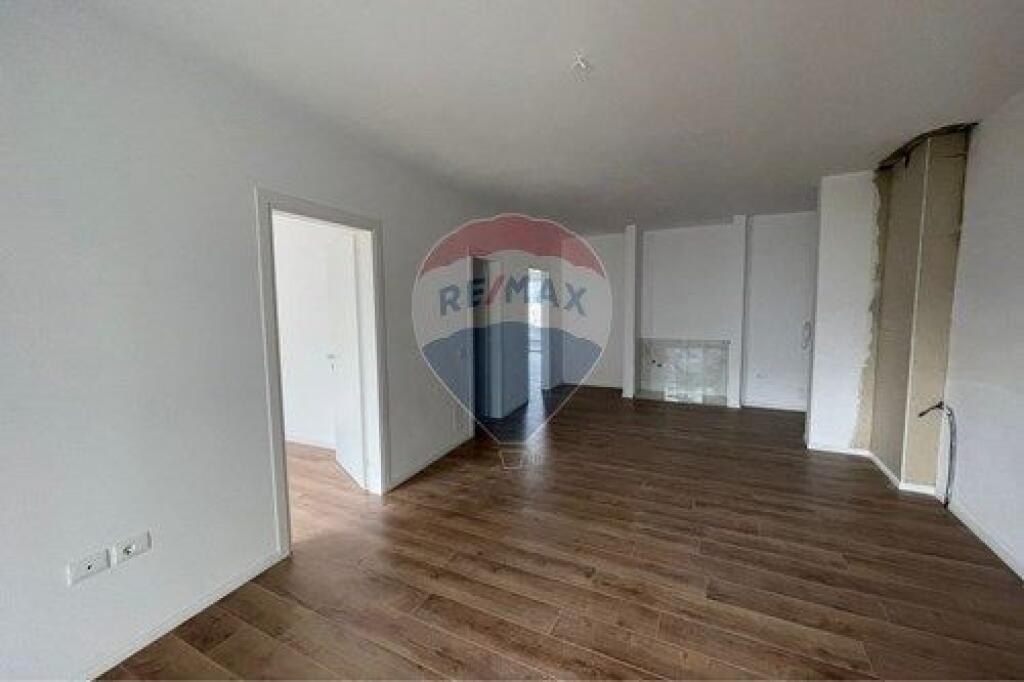 Apartament per shitje rruga Jordan Misja