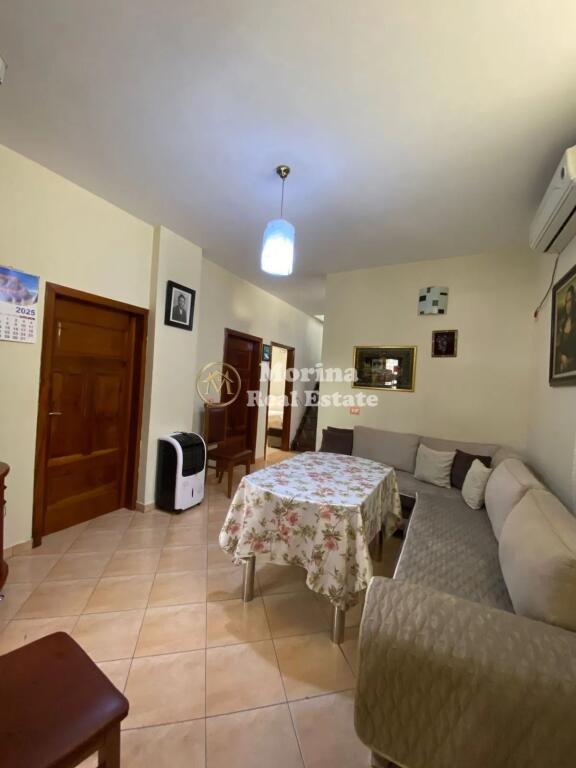 Rent | Private house 3 + 1 | Zogu i Parë Boulevard | 850 €/month