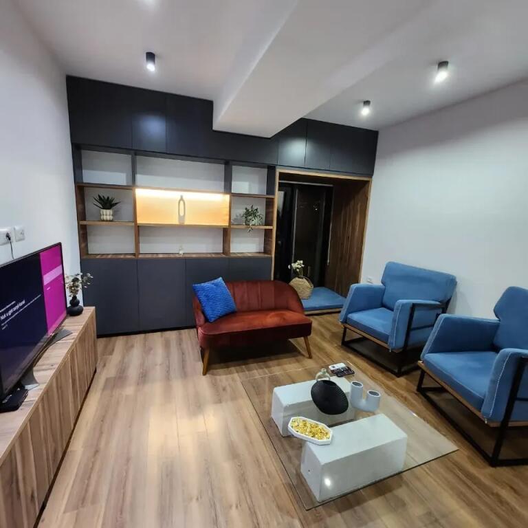 OFFICE FOR RENT AT SQUARE 21 SUPER OPPORTUNITY
