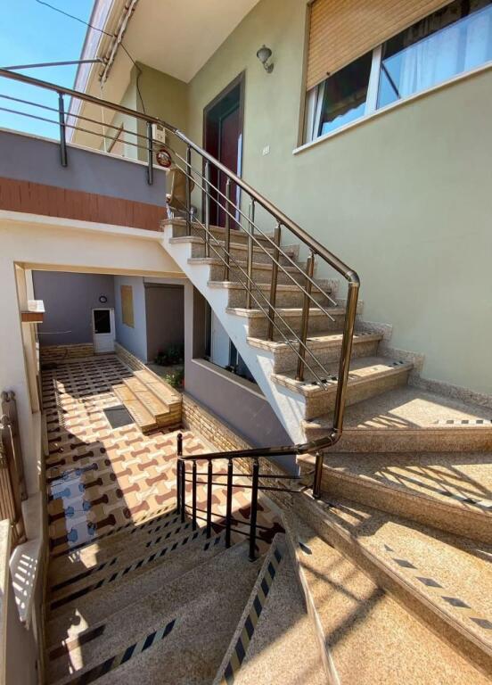 Appartamento in affitto — per abitazione Vicino al museo, Centro, Durrës