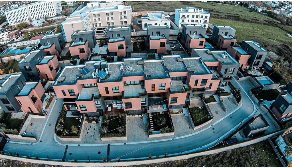 Qera , Vilë , Luminor Rezidence , TEG