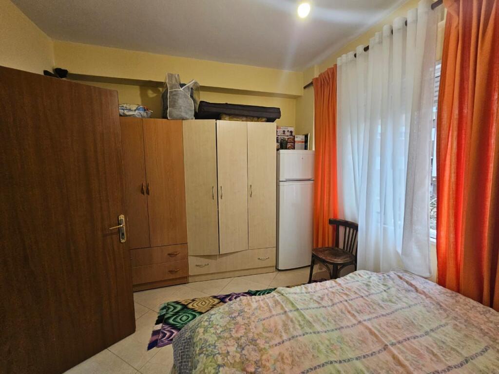 Vendesi in vendita 2+1+2 a Fresk