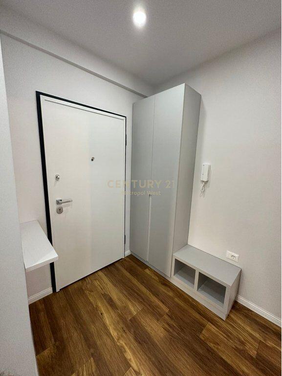 APARTAMENT MODERN 2+1+2 KOMPLEKSI FZ, LIQENI I THATE!