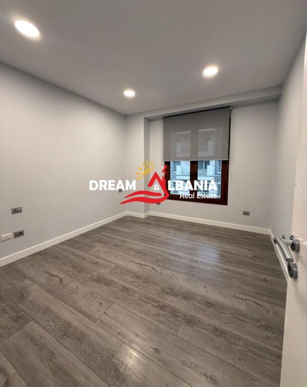 Jepet me Qera Zyre/Ambient Biznesi tek Rruga e Kavajes prane Delijorgjit ne Tirane (ID 4261900)