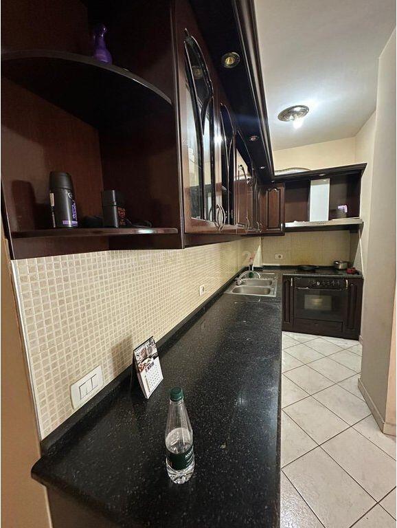 Apartament 1+1 ME QIRA NE 5 MAJ