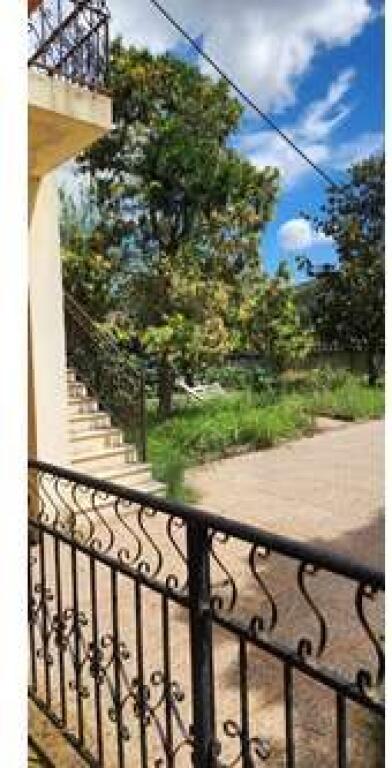 Villa for sale, Peze Helmas