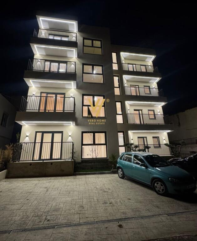 SHITET APARTAMENT 1+1 TE QYTET STUDENTI, DEPO E UJIT 98.450 EURO