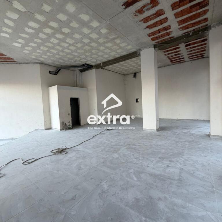 LOCALE COMMERCIALE IN AFFITTO