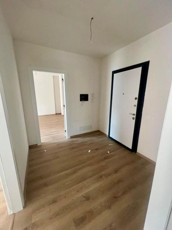 📣 QERA Ambient Zyre 👉 Apartament 2+1+2+🅿️ 📍 Prane Bulevardit Te Ri 🛣️ Rruga "Filip Jano" ✨