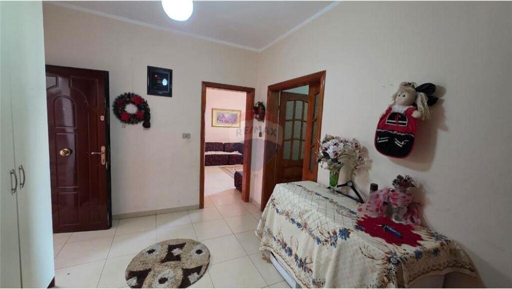 🏢 Apartament 2+1 për Shitje – Qendra e Vlorës, pranë Bashkisë