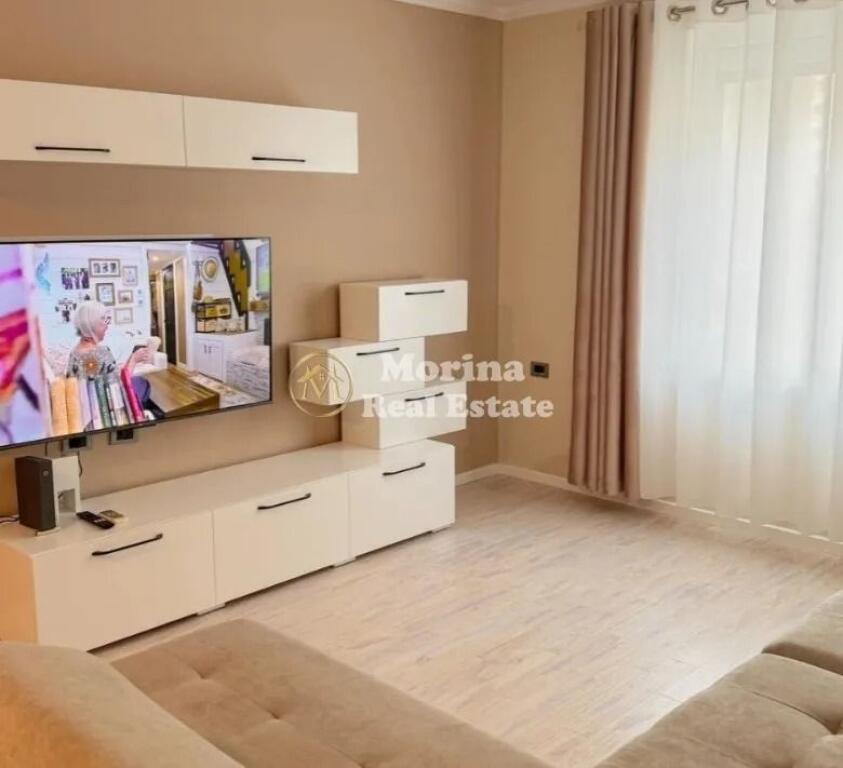 Qera | Apartament 2 + 1 | Sheshi Skenderbej | 900 €/muaj