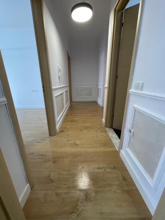 Shitet apartament 2+1 në Astir, pranë Hotel Roland !