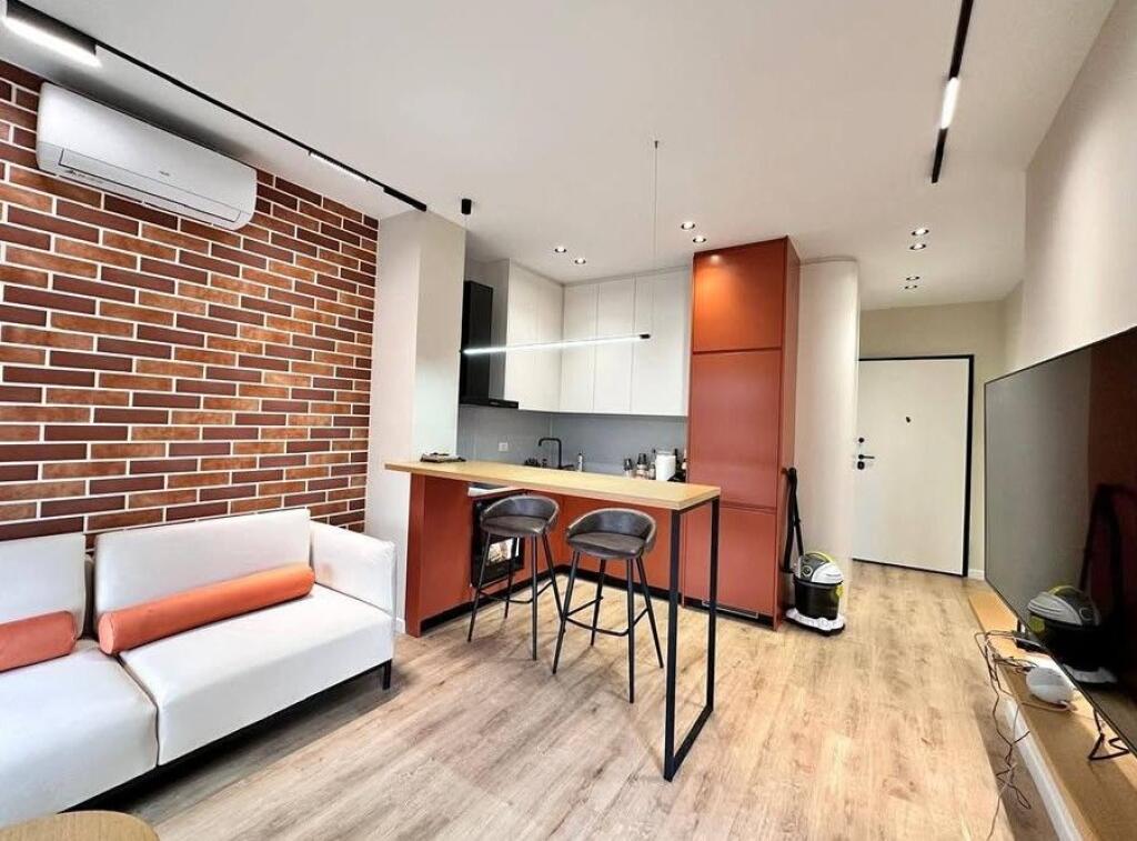 📌 Apartament 1+1 me Qira– Bulevardi i Ri