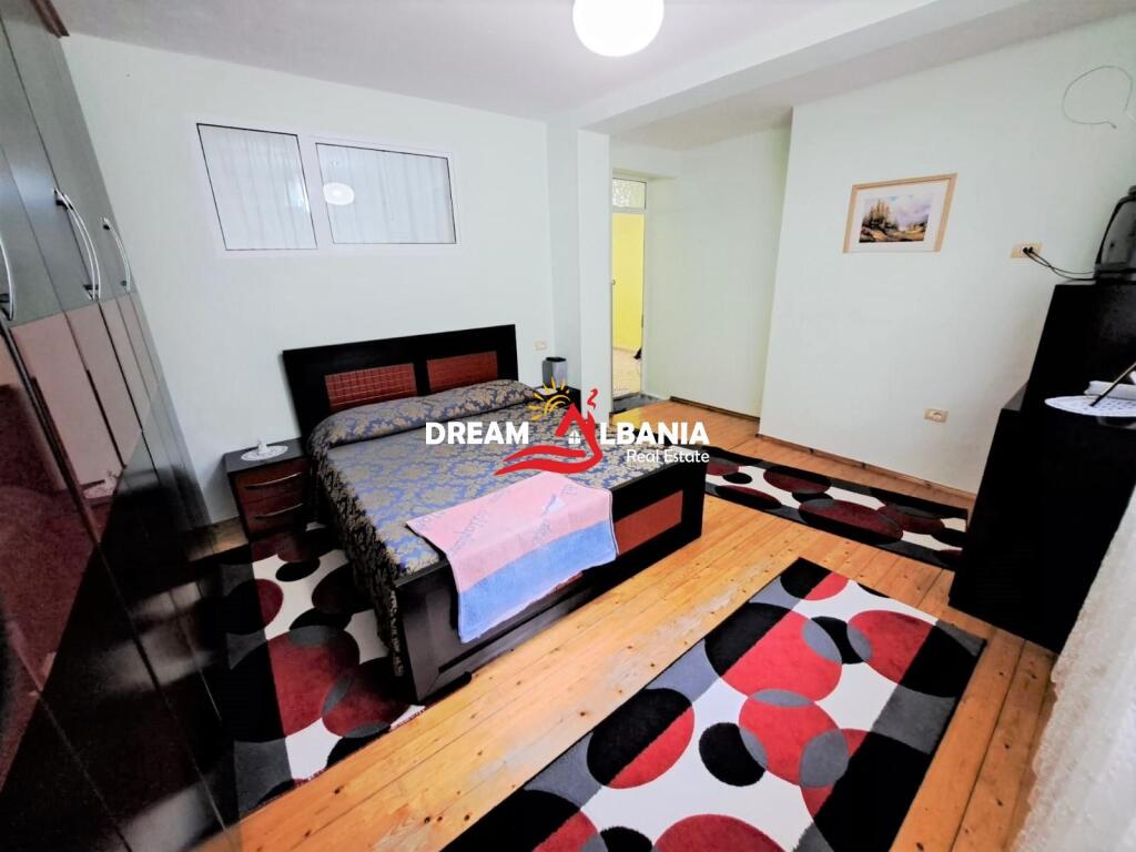Duplex apartment 3+1 with veranda and 1 basement room for sale on Jordan Misja street near the Serious Crimes Court in Tirana (ID 4139139)
