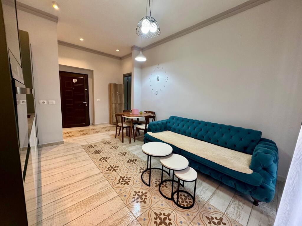 📣 QERA Apartament 2+1 📍 Prane Hotel "Colosseo" 🛣️ Rruga e "Durresit" ✨