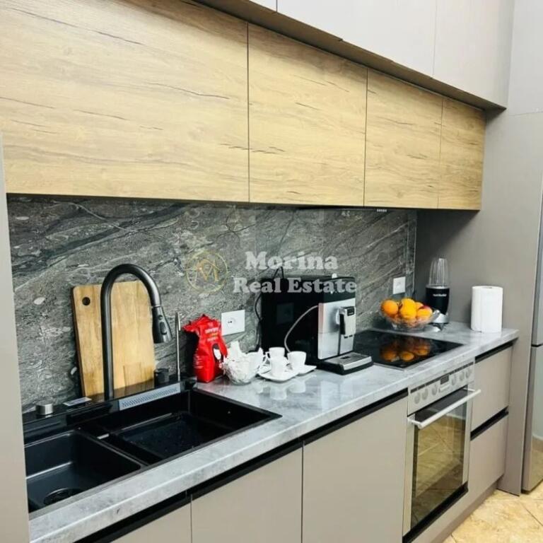 Affitto | Appartamento 2 + 1 | Via Kavaja | 700 €/mese