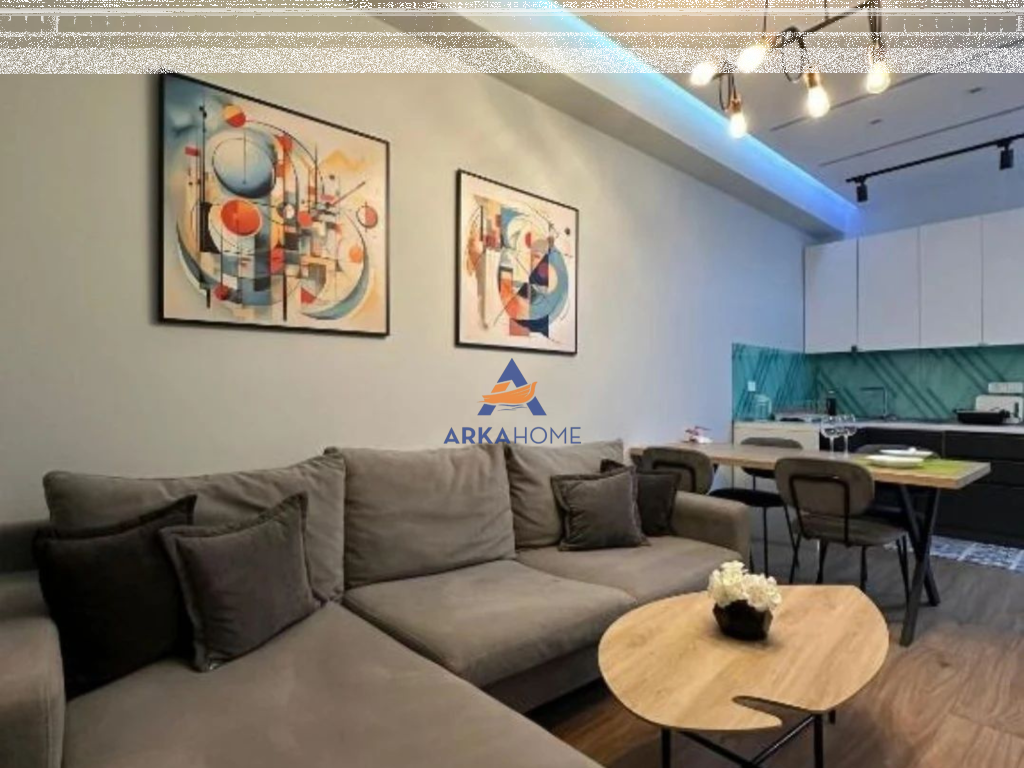 SHITET APARTAMENT 2+1+BALLKON "TE KOMPLEKSI MAGALEMI 21, ALI DEMI" 1.460.000 LEKË