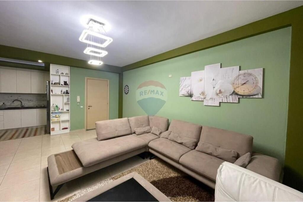 Apartament per qera 2+1 tek Ali Demi