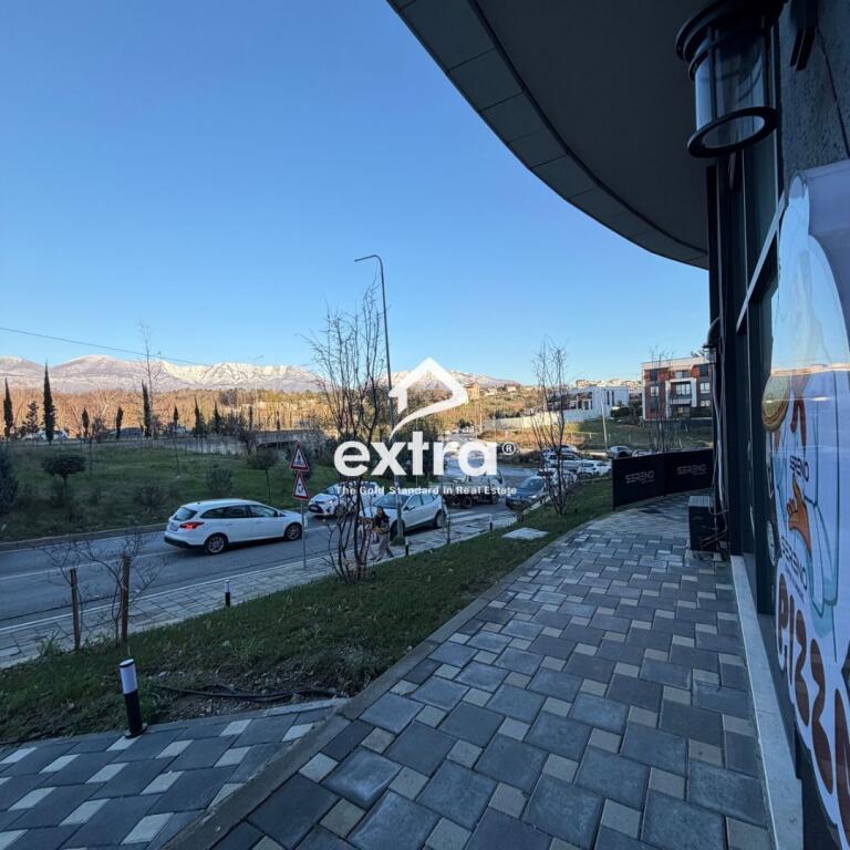 LOCALE COMMERCIALE IN AFFITTO