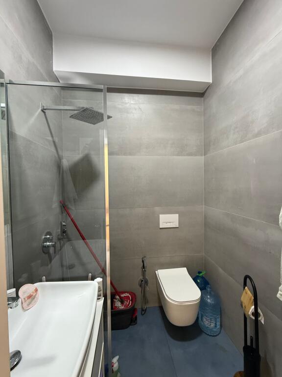 Tek Vilat Alexandros, Shitet Apartament I Investuar Me Cmim Okazion 1640 Euro/m²!