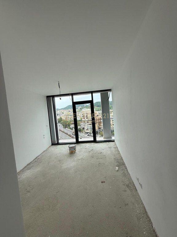 SHITET APARTAMENT 3+1+2 TEK LAKE VIEW RESIDENCE! 620,000 € Sip. Totale  200m2