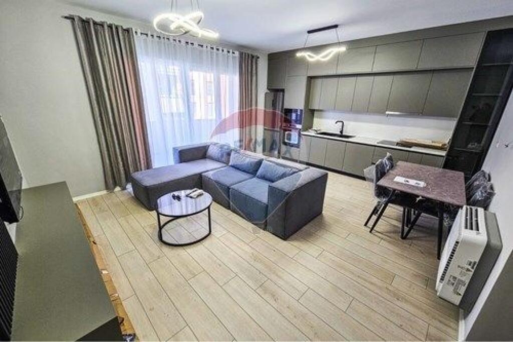 Appartamento 2+1 in via Dafinave