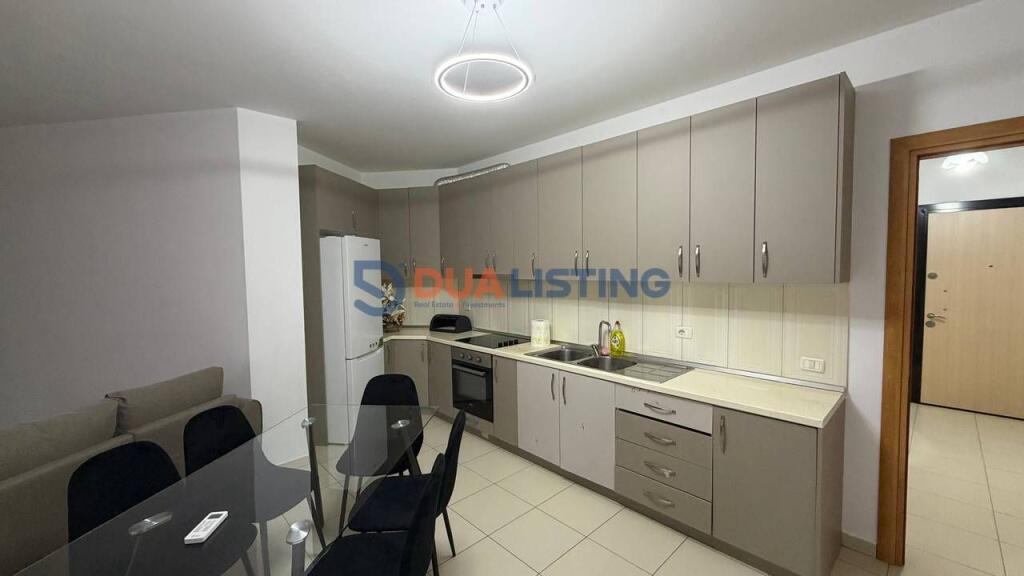 QIRA , APARTAMENT 3+1+2 LIQENI I THATE