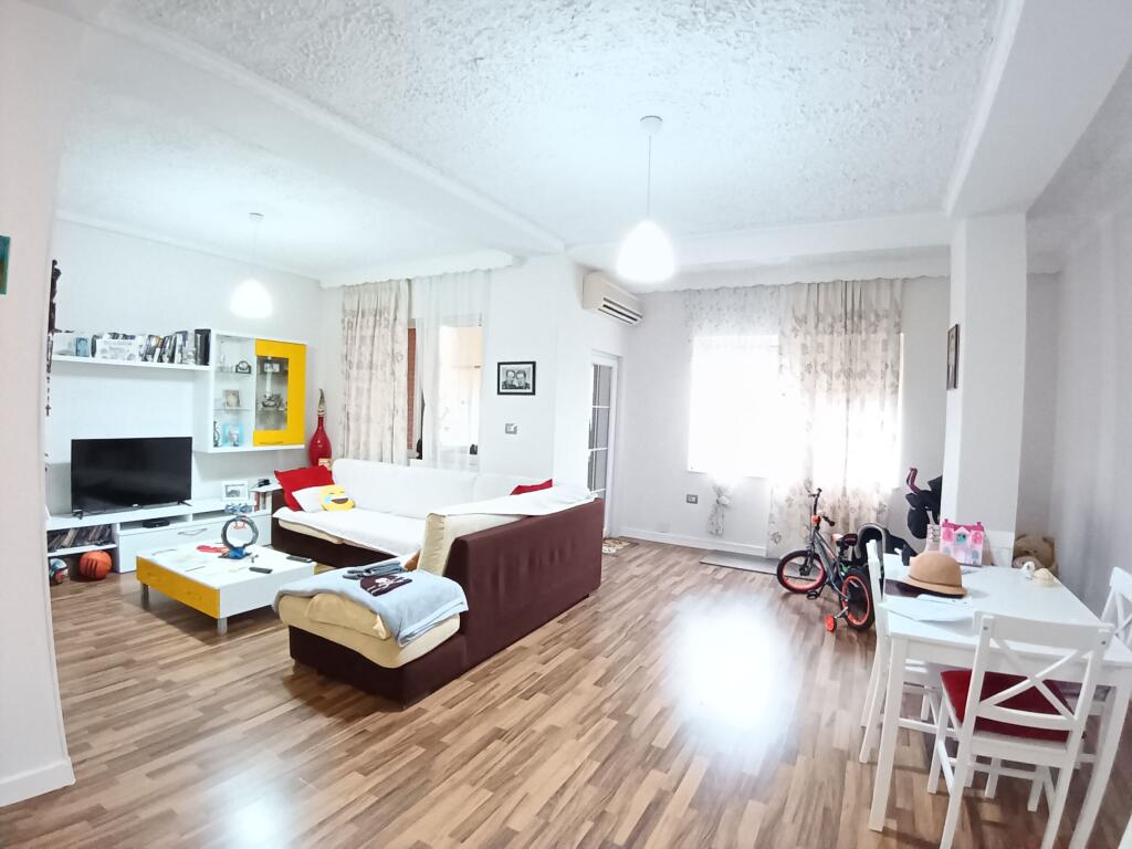 Apartament 2+1+2 per qira prane shkolles Baletit