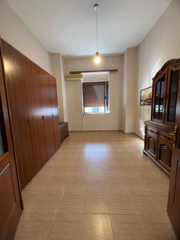 Near Shallvaret Per Me Taiwan Apartment 2+1 For Rent