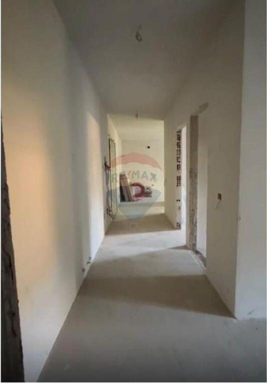 Apartament - Për Shitje - Shkozë, Tiranë(ID: 530481008-84)