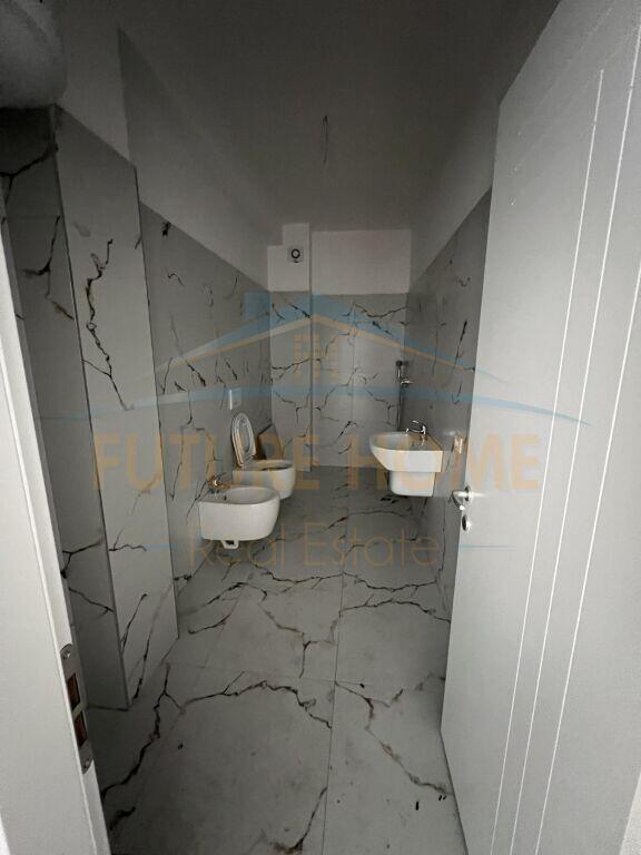 Disponojmë Apartament 2+1, për Shitje