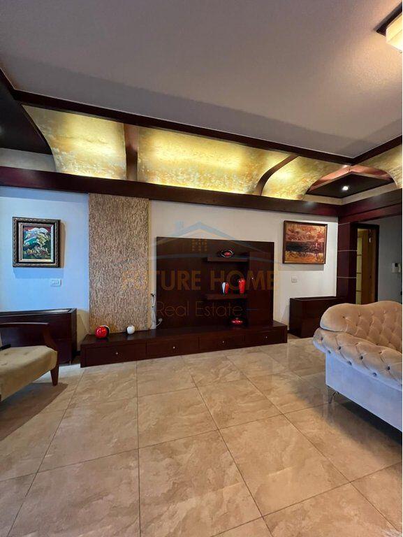 Rent, Apartment 3+1+2, Near Downtown, Tirana