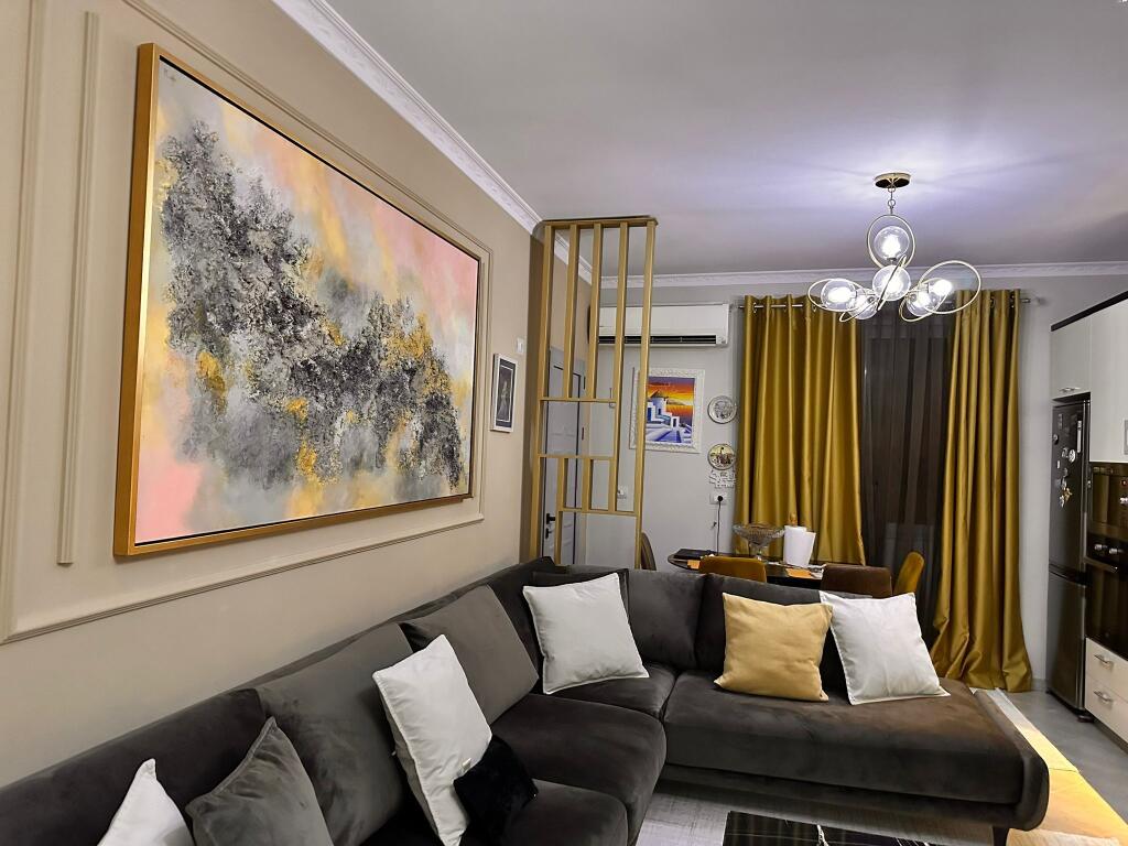 Apartament ne shitje te Eleonor !