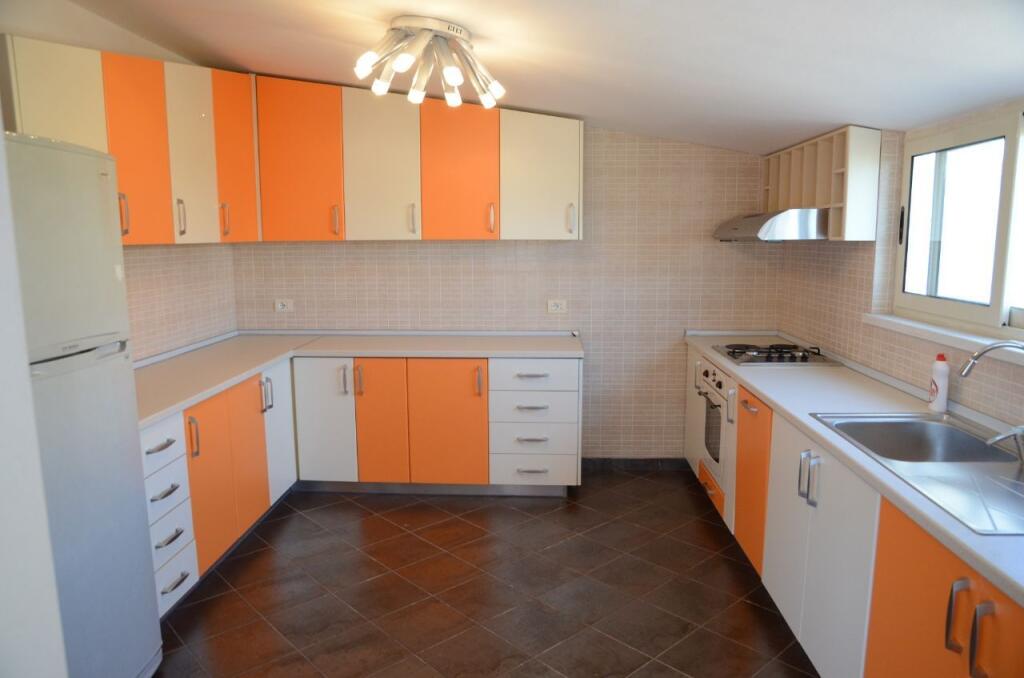 Apartment 3+1 for rent at Dry Lake.