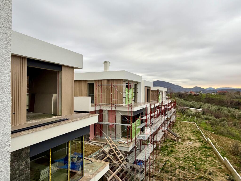 Apartament 1+1 për Shitje 📍 Farkë 🏡