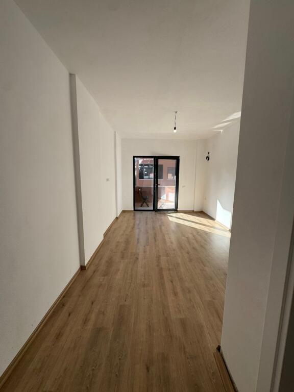 Shesim apart 2+1 te Rr. E Elbasanit te Xibraku