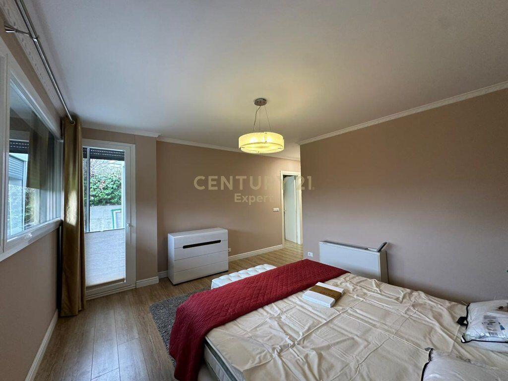 Vilë për Qira në Vend të Qetë – Rezidenca Long Hill, Tirane