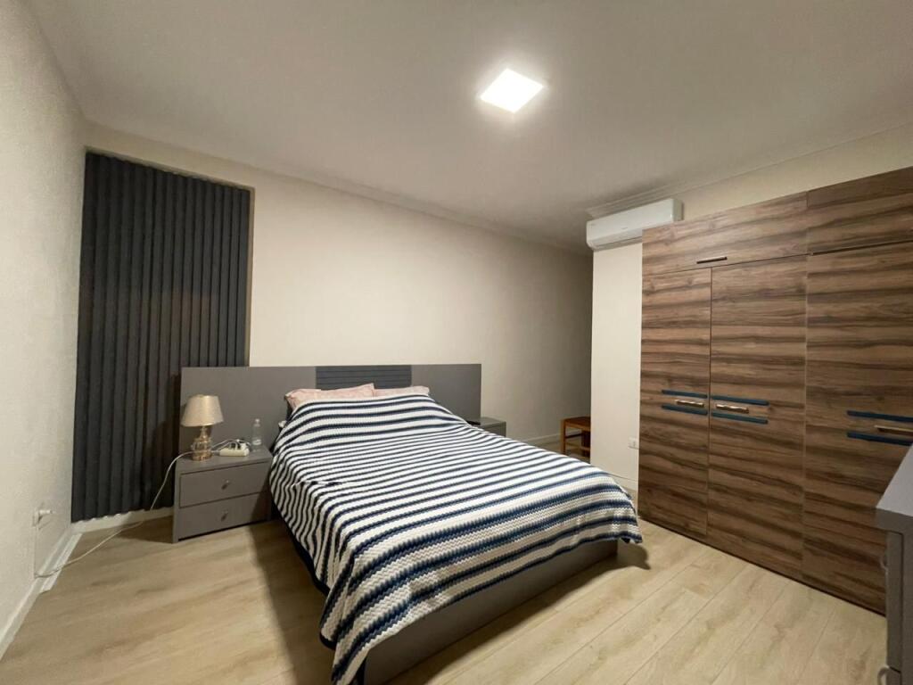 Apartment 2+1 Rent Paris Commune/ Park