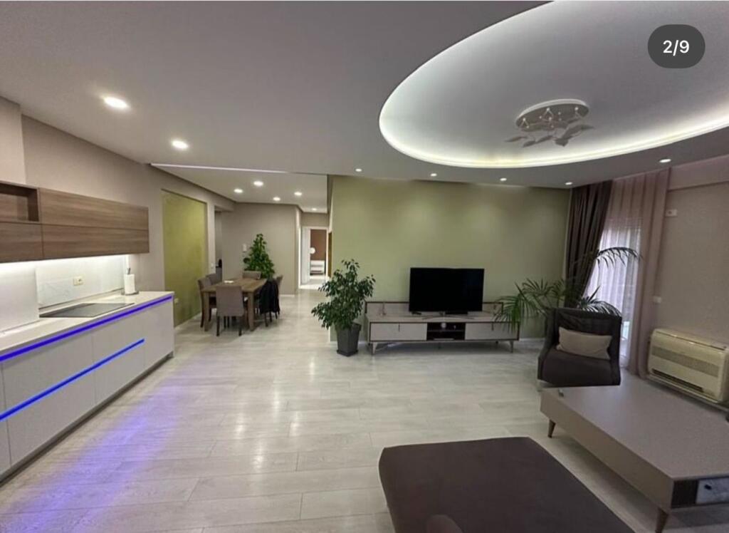 🏡 Jepet me Qira Apartament 3+1+2 + Garazh – Kompleksi FZ