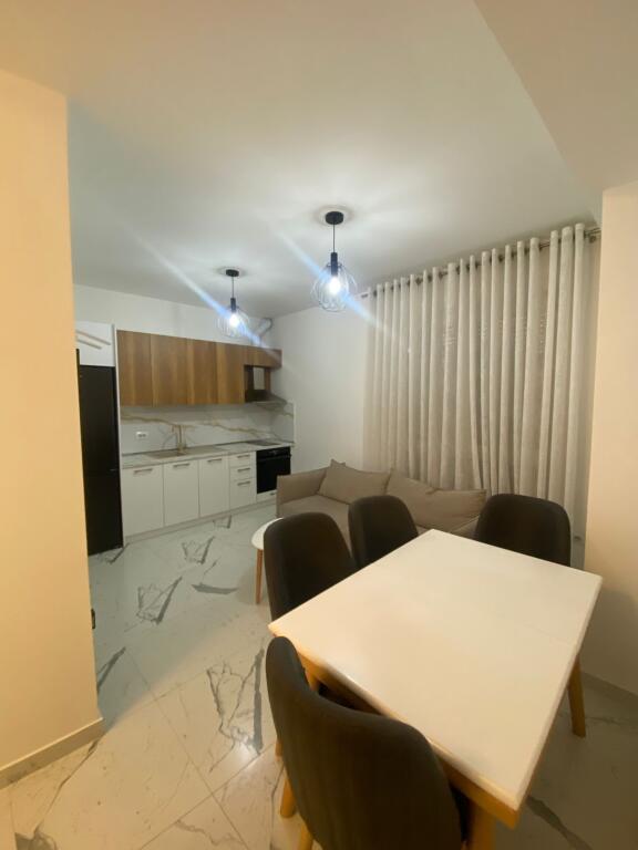 🏡 JEPET ME QIRA APARTAMENT 2+1 – MYSLYM SHYRI
